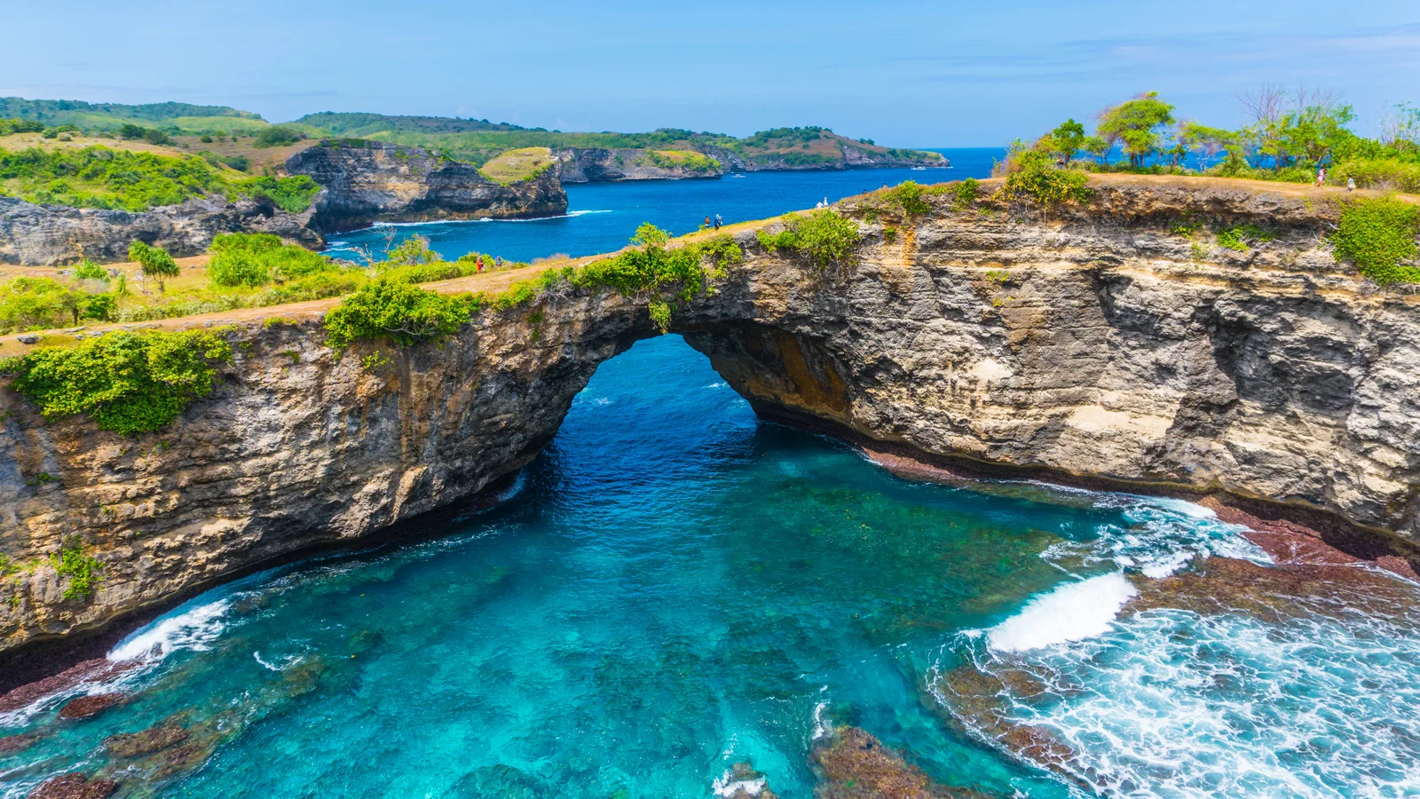 Broken Beach atau Pasih Uug di Nusa Penida, Bali